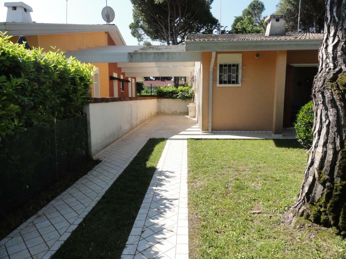 Villa Agavi 2 Bibione Kültér fotó