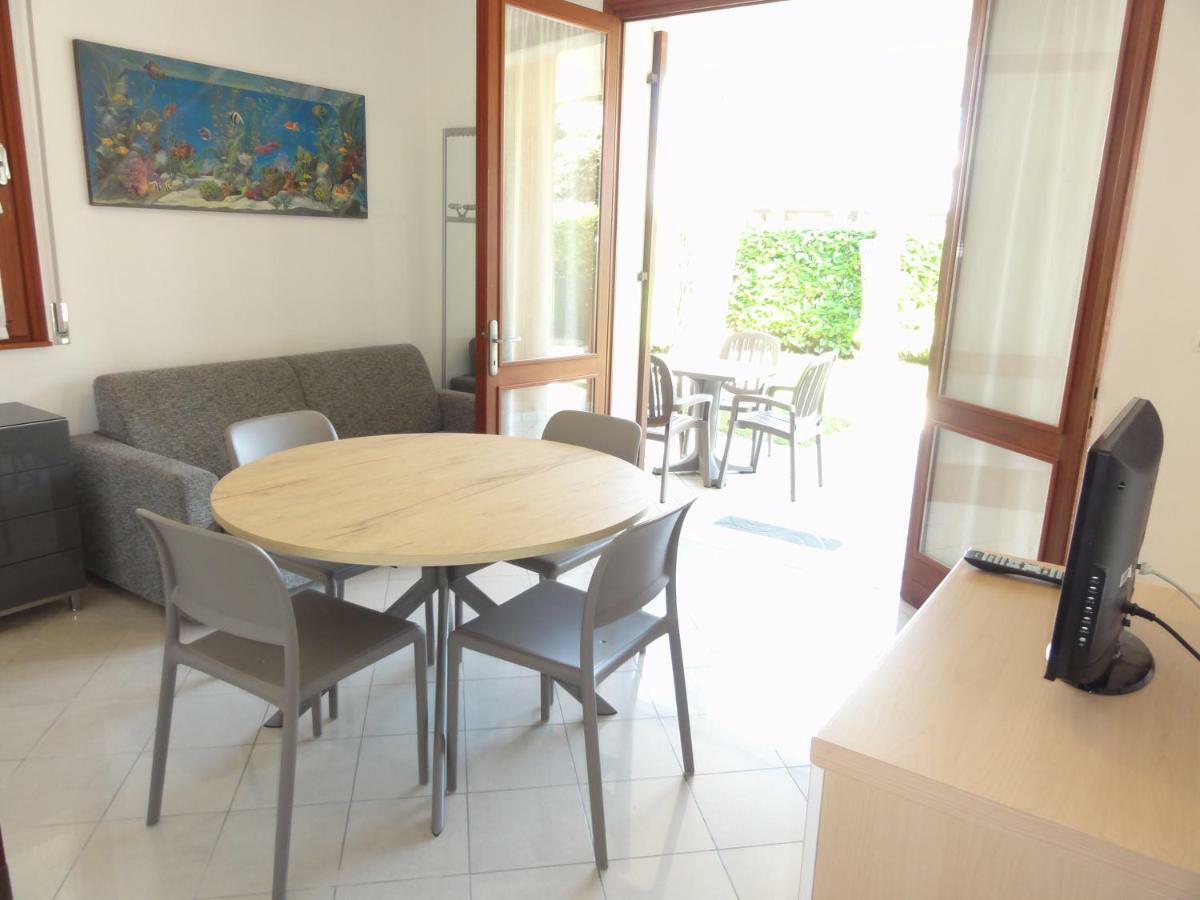 Villa Agavi 2 Bibione Kültér fotó